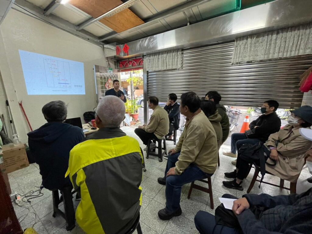 台北市信義區某案住戶座談會現場